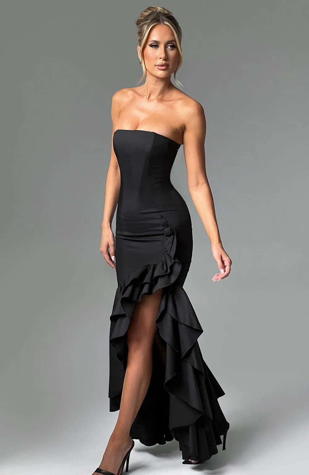 Angelina Maxi Graceful Dress - Black