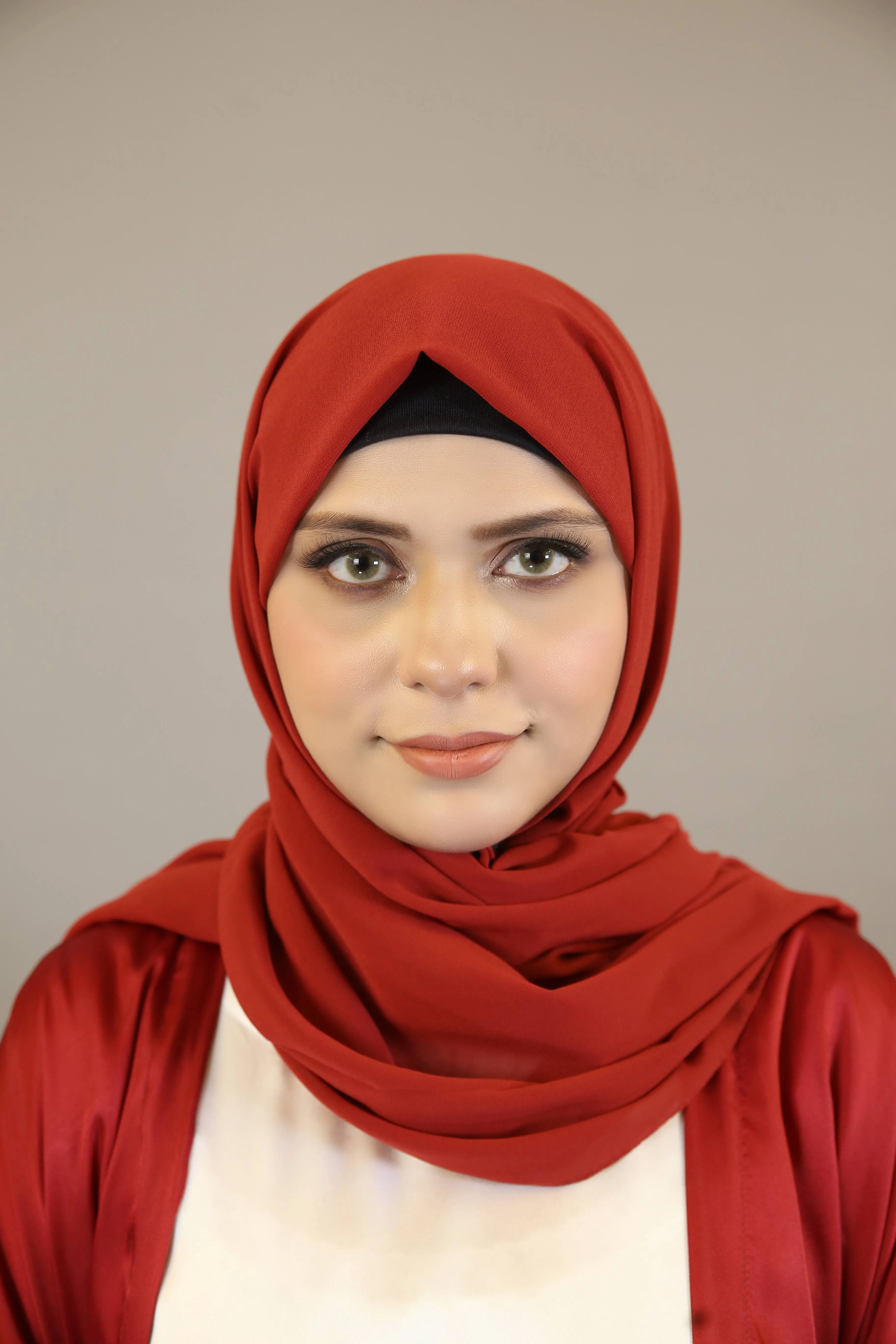 Essential Chiffon hijab-Red color