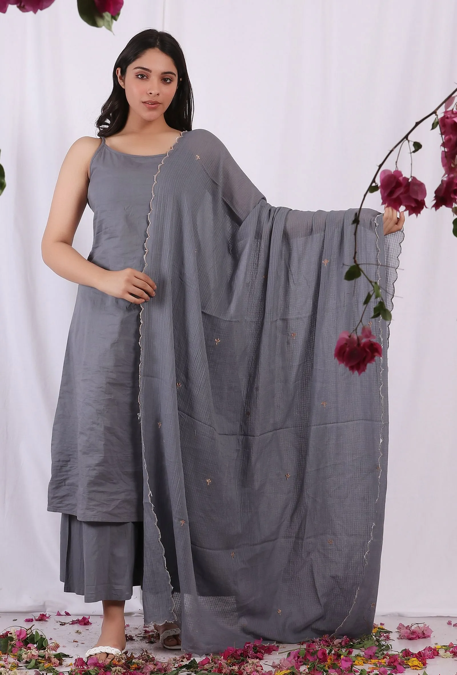 Grey embroidered Kota Dupatta