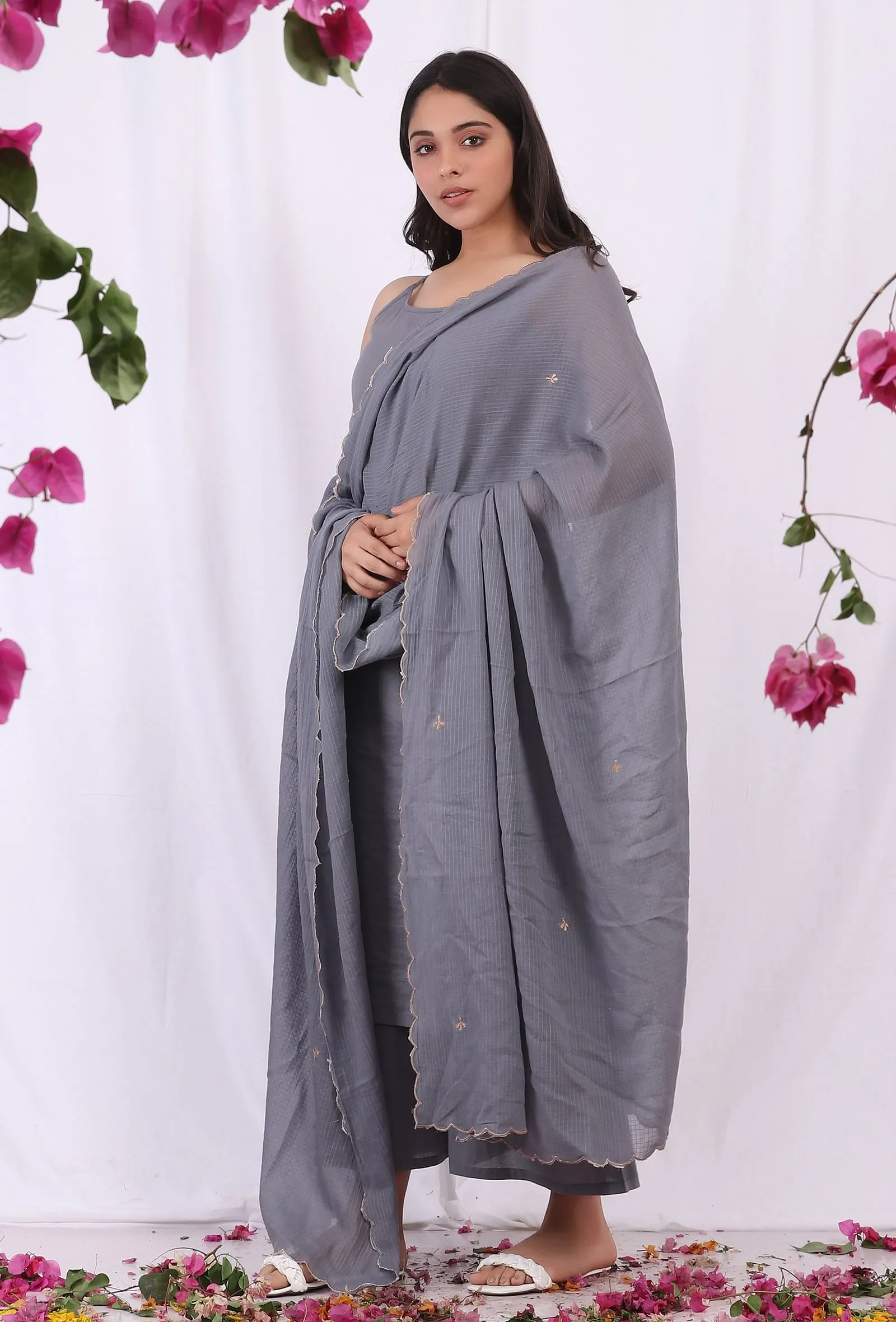 Grey embroidered Kota Dupatta