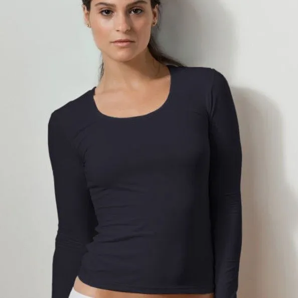 Long Sleeve Scoop Neck Layering Top