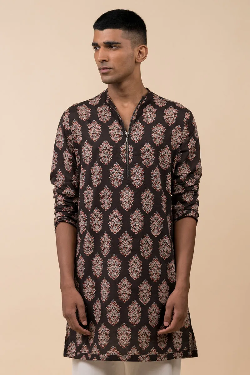 Multi-colored Printed Kurta Set With Zipper Detailing