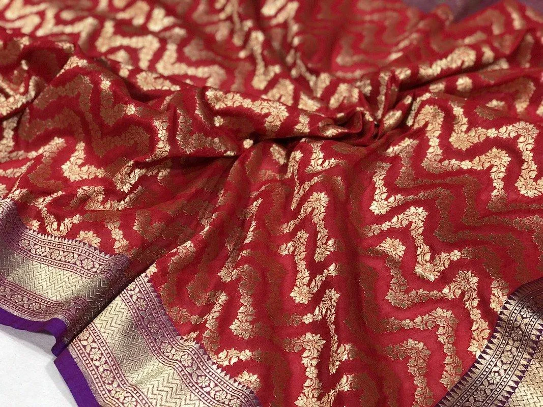 Regal Red Handloom Banarasi Silk Dupatta: Elevate Your Bridal and Party Attire