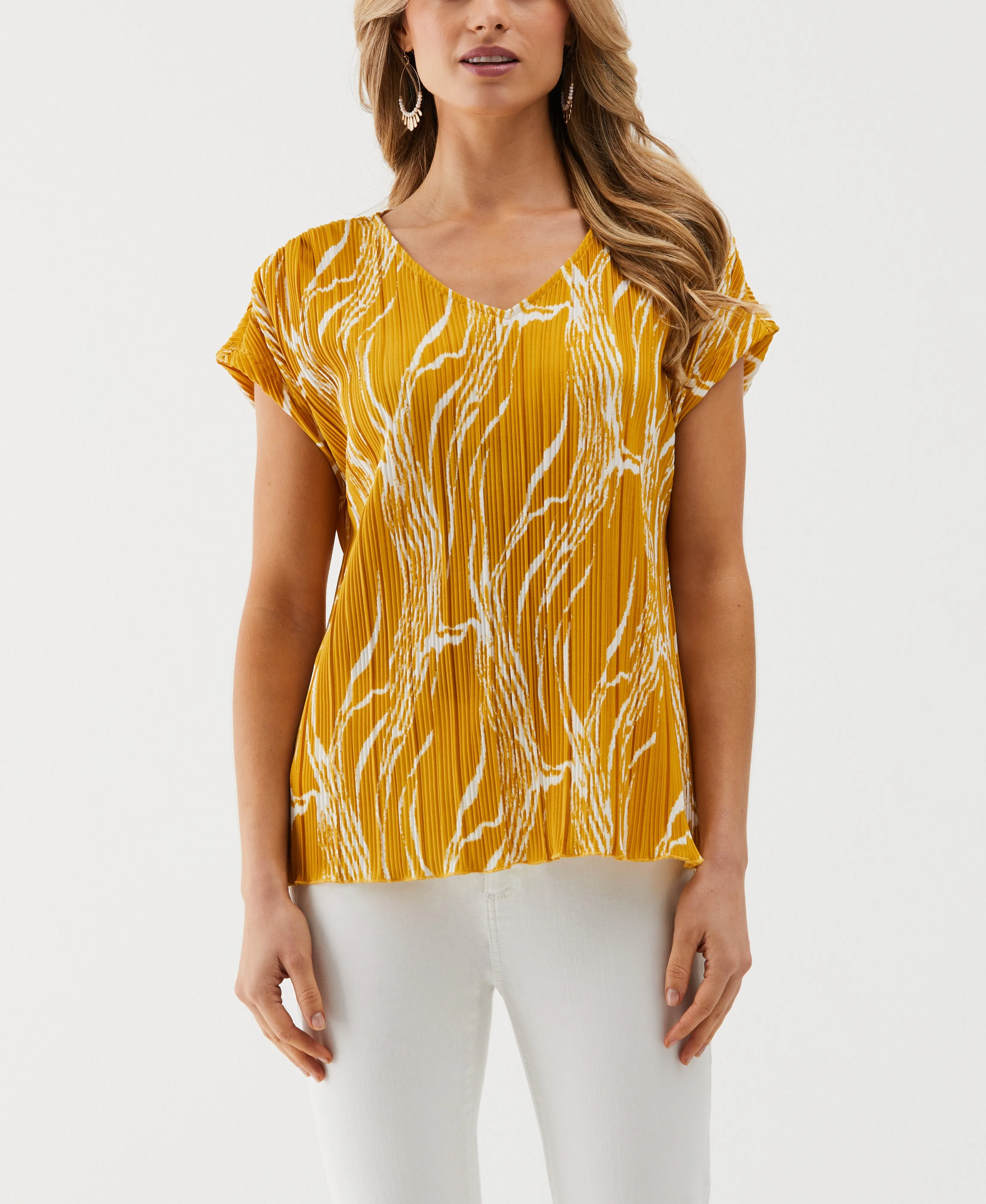 Ripple Print V-Neck Plisse Top